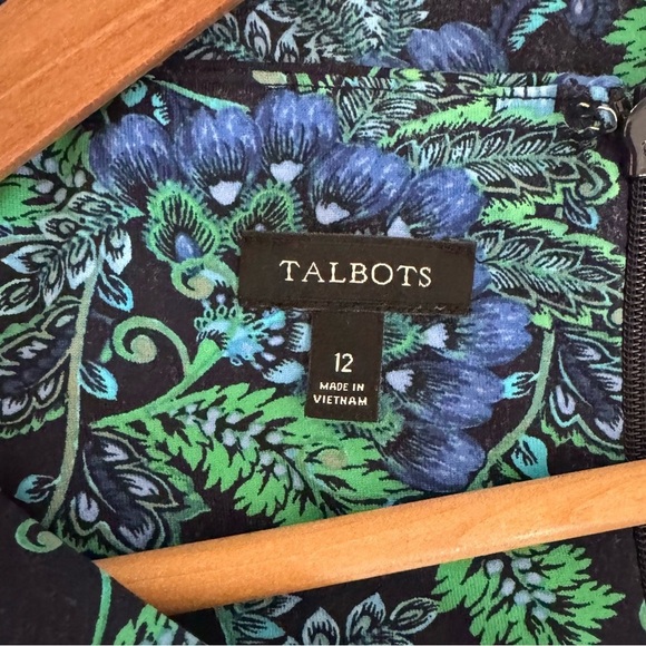 Women’s Talbots sleeveless v-neck mini blue/green peacock feather floral dress 8 - Picture 4 of 5
